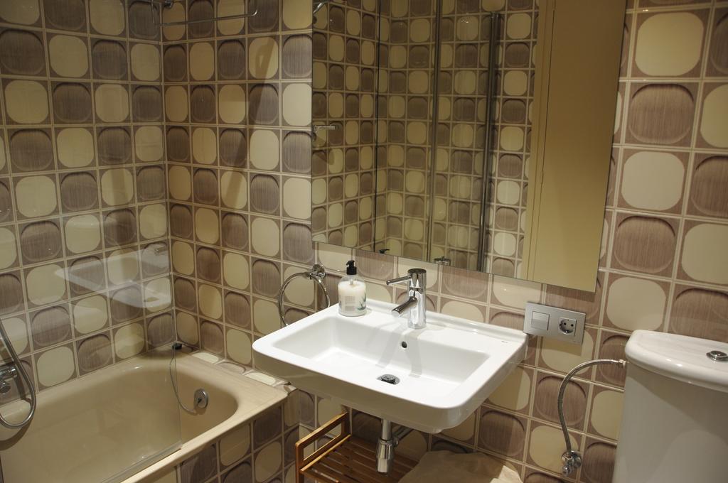 Apartament El Miracle การ์โดนา ภายนอก รูปภาพ