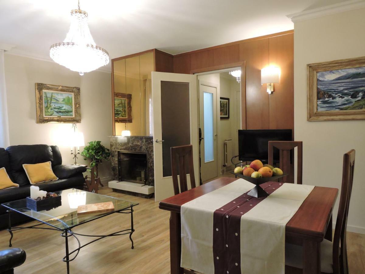 Apartament El Miracle การ์โดนา ภายนอก รูปภาพ