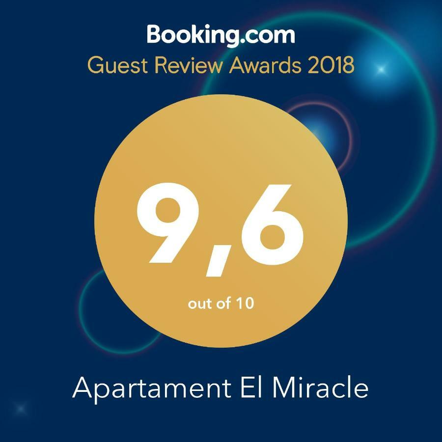 Apartament El Miracle การ์โดนา ภายนอก รูปภาพ